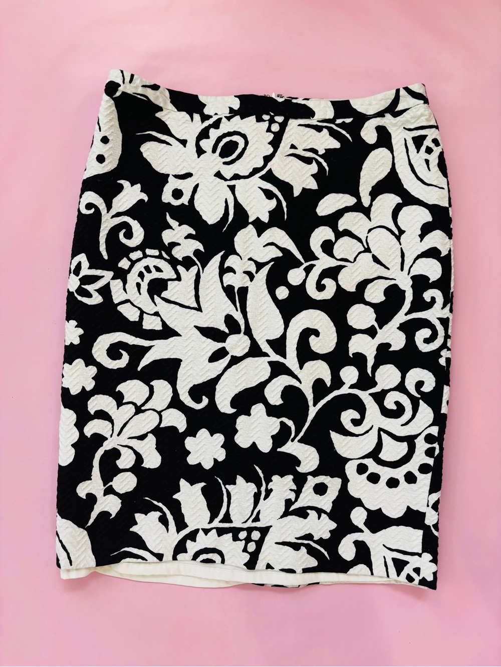 Talbots Black and White Floral-Textured Pencil Skirt